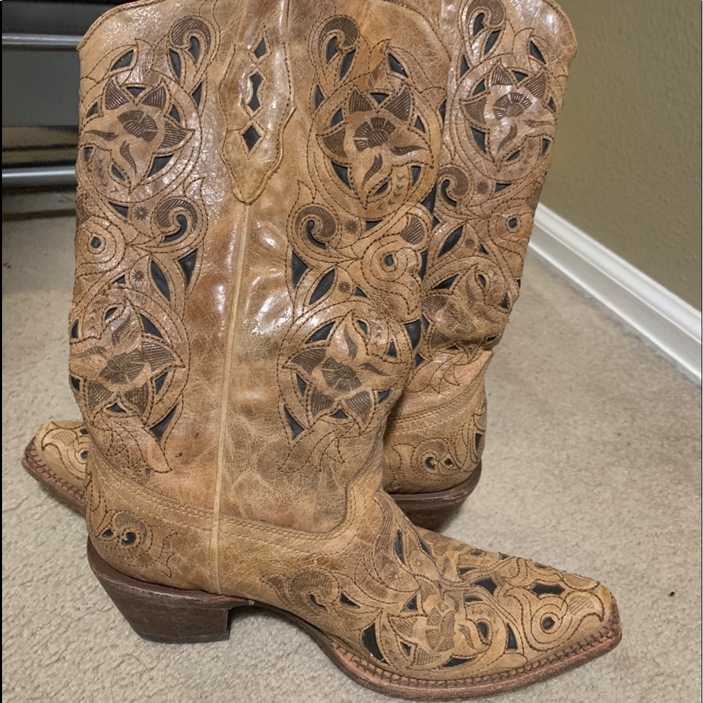 Corral Vintage women’s cowboy boots